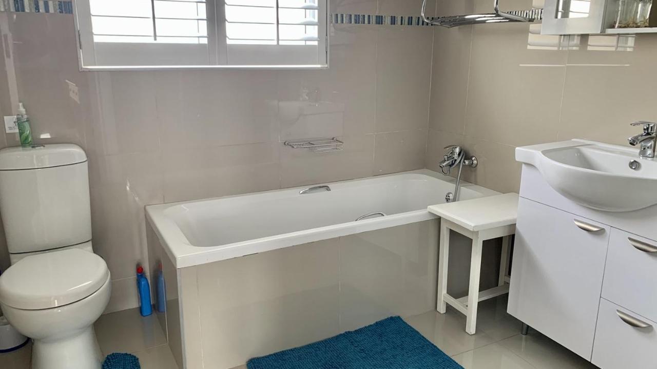 Modern With Stunning Sea Views * Kaapstad