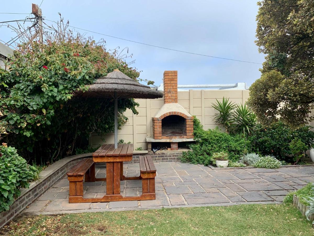 Appartement Modern With Stunning Sea Views Kaapstad